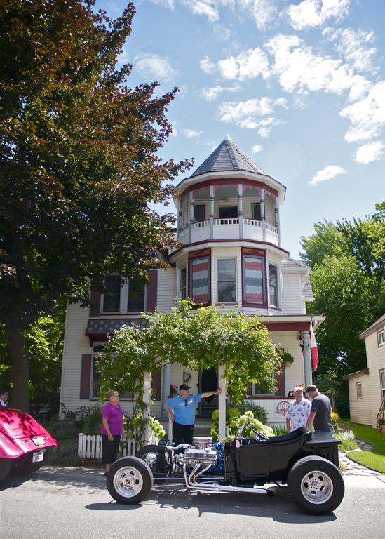 Bondy House Bed & Breakfast Amherstburg Buitenkant foto